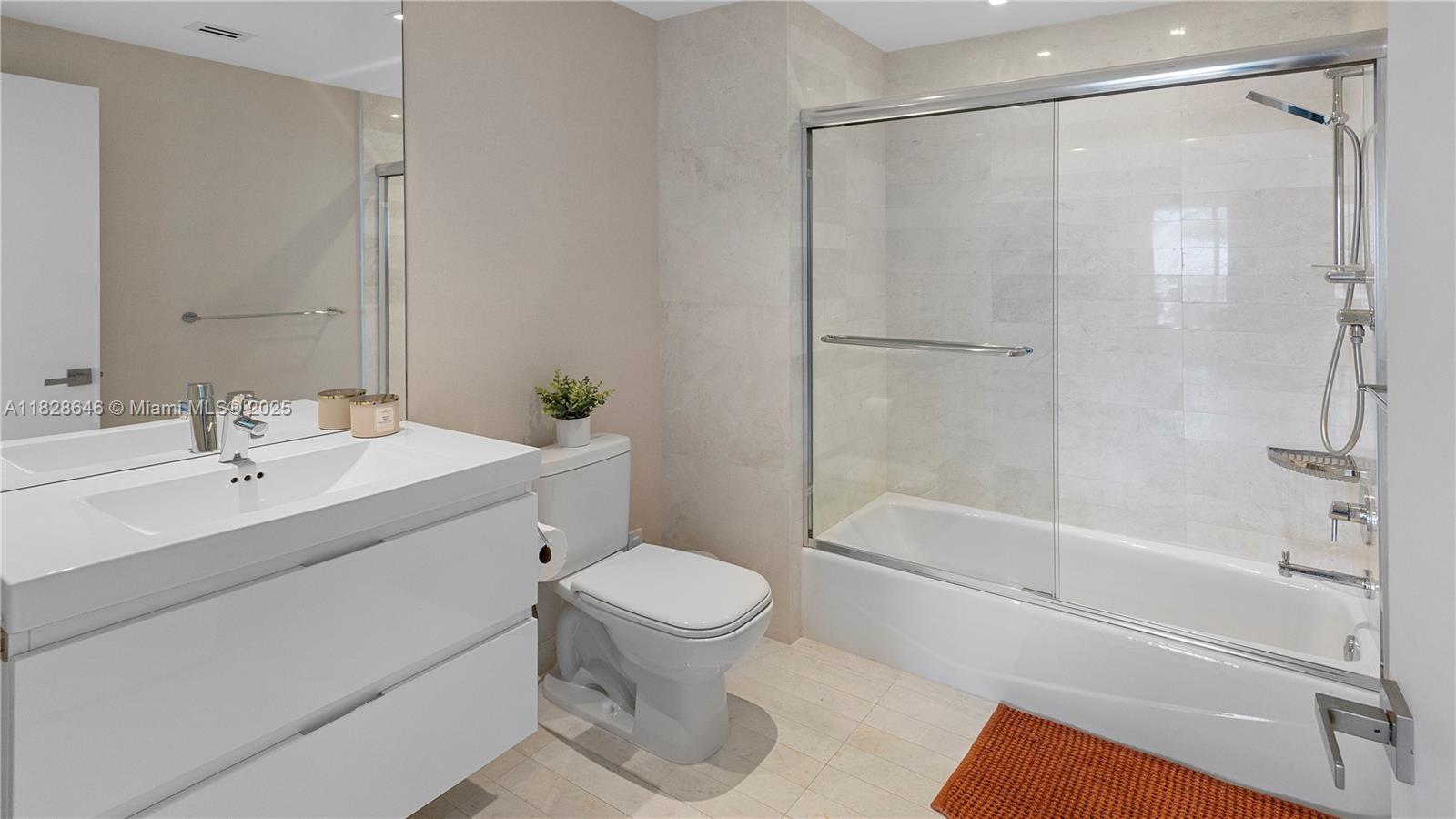 Photo of 17301 Biscayne Blvd  #2102, North Miami Beach, Florida, 33160 - 