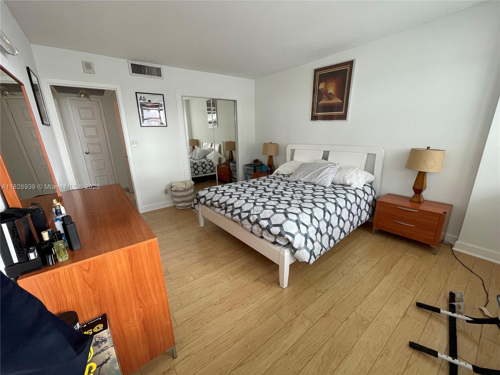 Photo of 2030 Ocean Dr  #2018, Hallandale Beach, Florida, 33009 - 