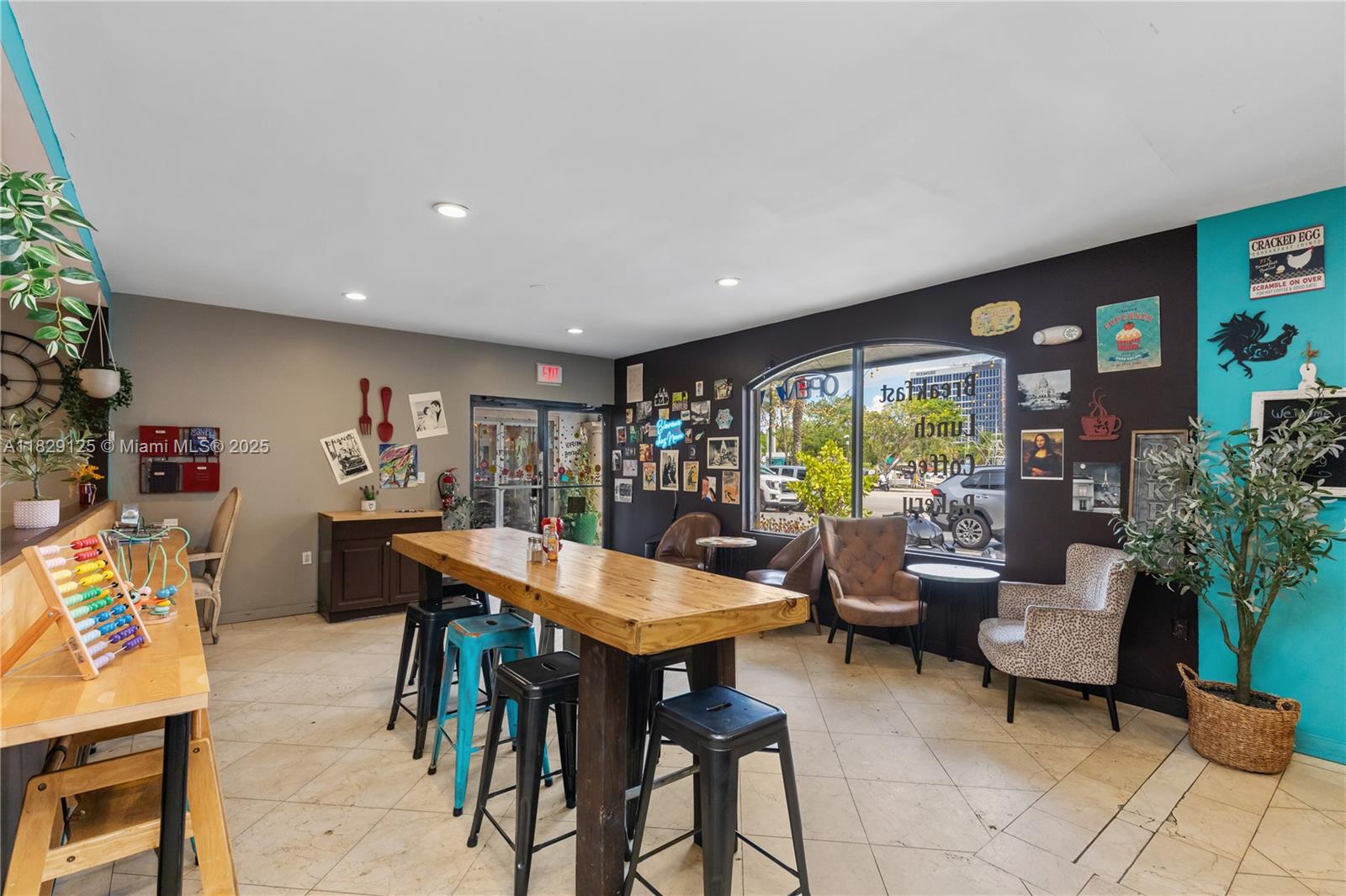 See details / sq. ft. $ 2025-06-25 0 Photo