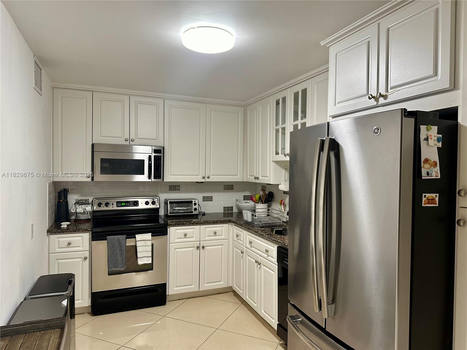 1405 3 / 2 1603 sq. ft. $ 2025-06-26 0 Photo