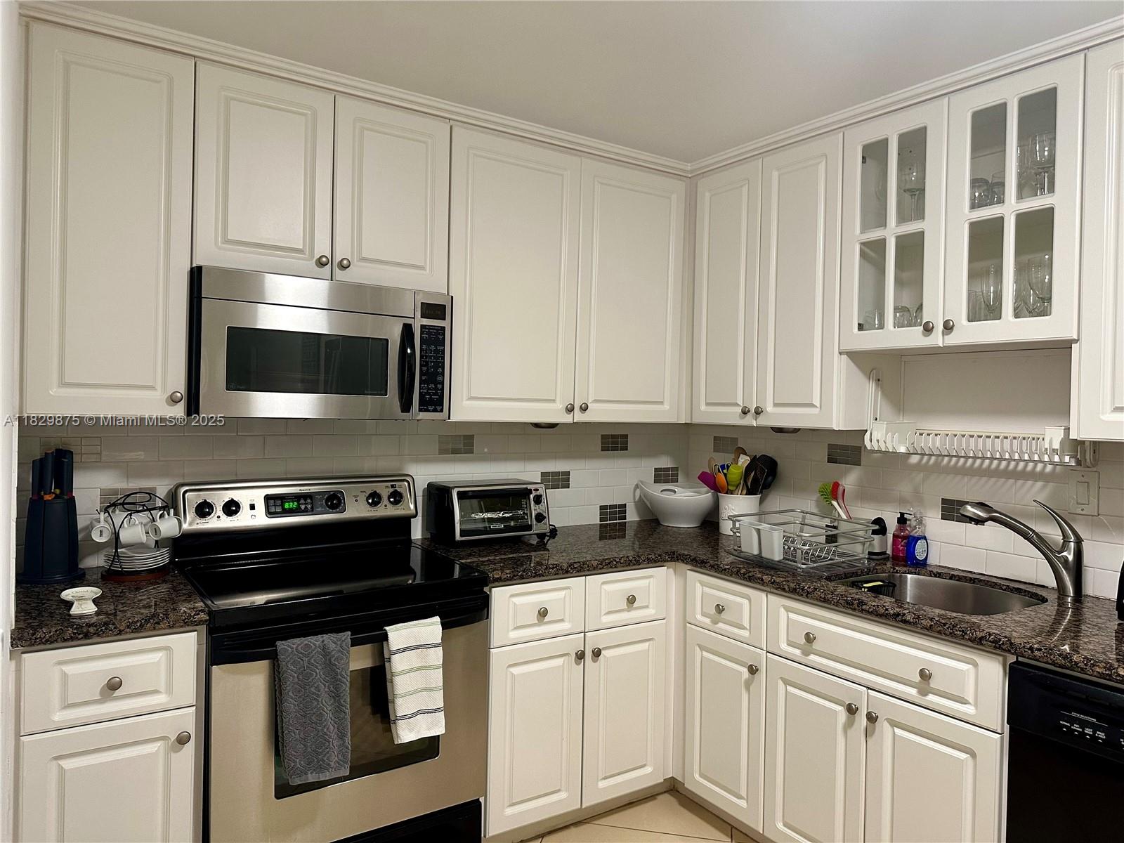 1405 3 / 2 1603 sq. ft. $ 2025-06-26 0 Photo