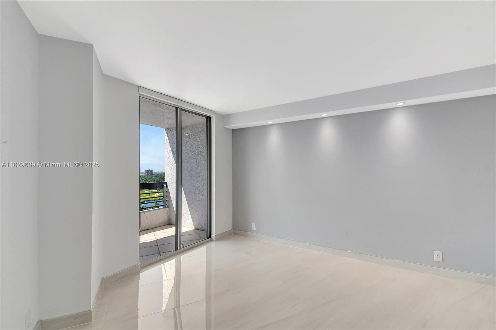 Photo of 3400 192nd St  #1606, Aventura, Florida, 33180 - 