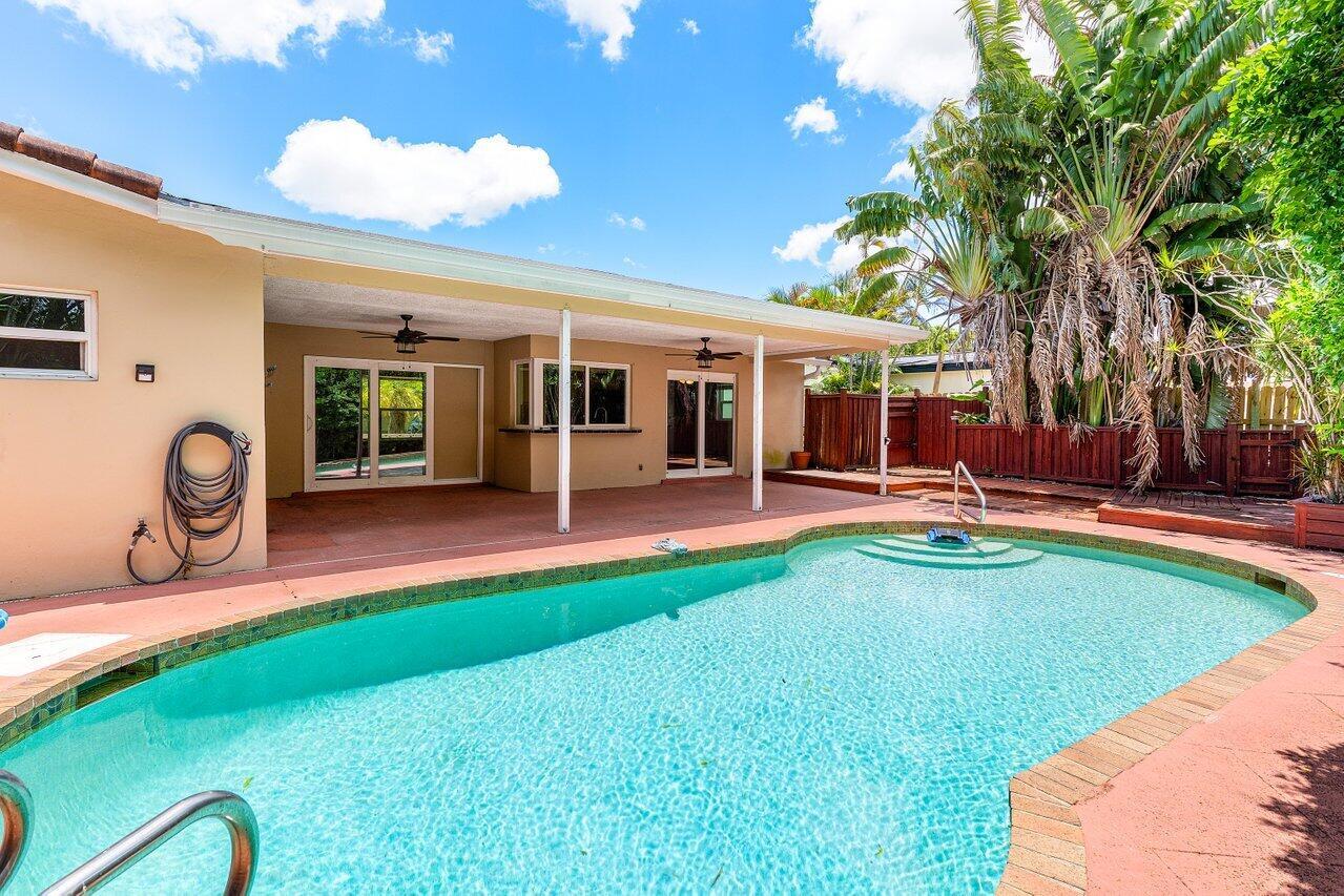 See details 7815 3 / 2 1432 sq. ft. $ 2026-04-28 0 Photo