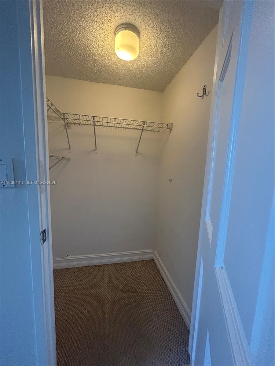 See details 2005 3 / 2 1628 sq. ft. $ 2025-06-27 0 Photo