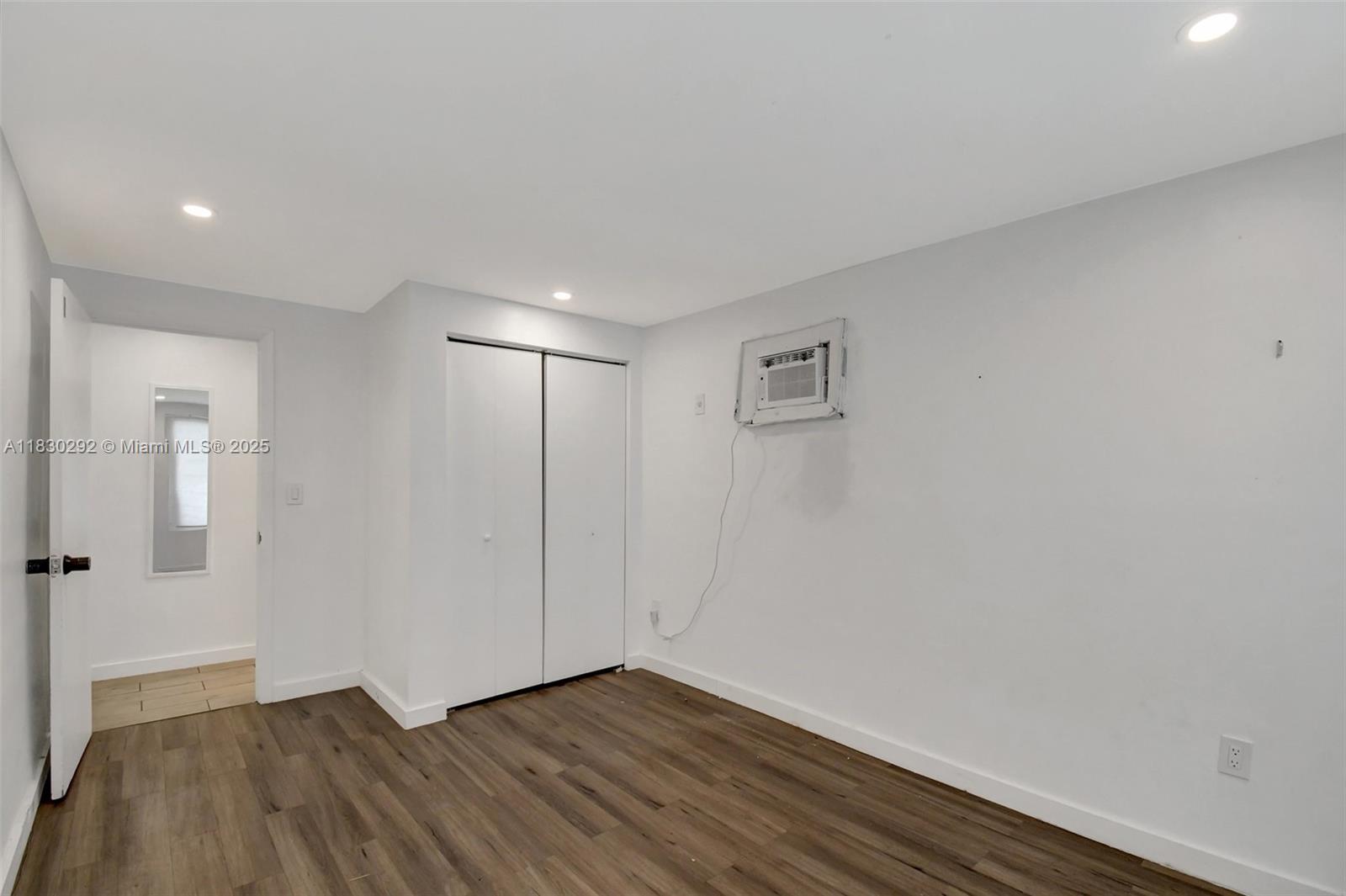 See details 4917 5 / 3 975 sq. ft. $ 2025-06-27 0 Photo