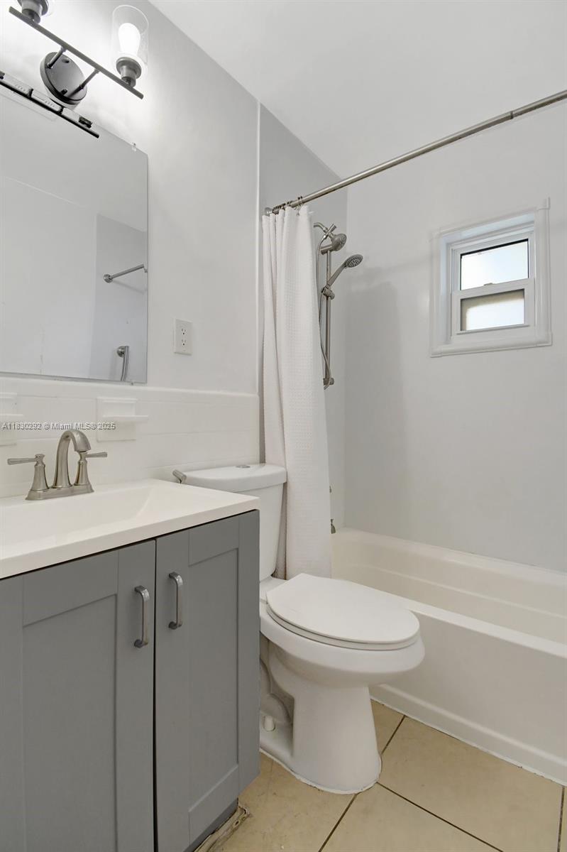 See details 4917 5 / 3 975 sq. ft. $ 2025-06-27 0 Photo