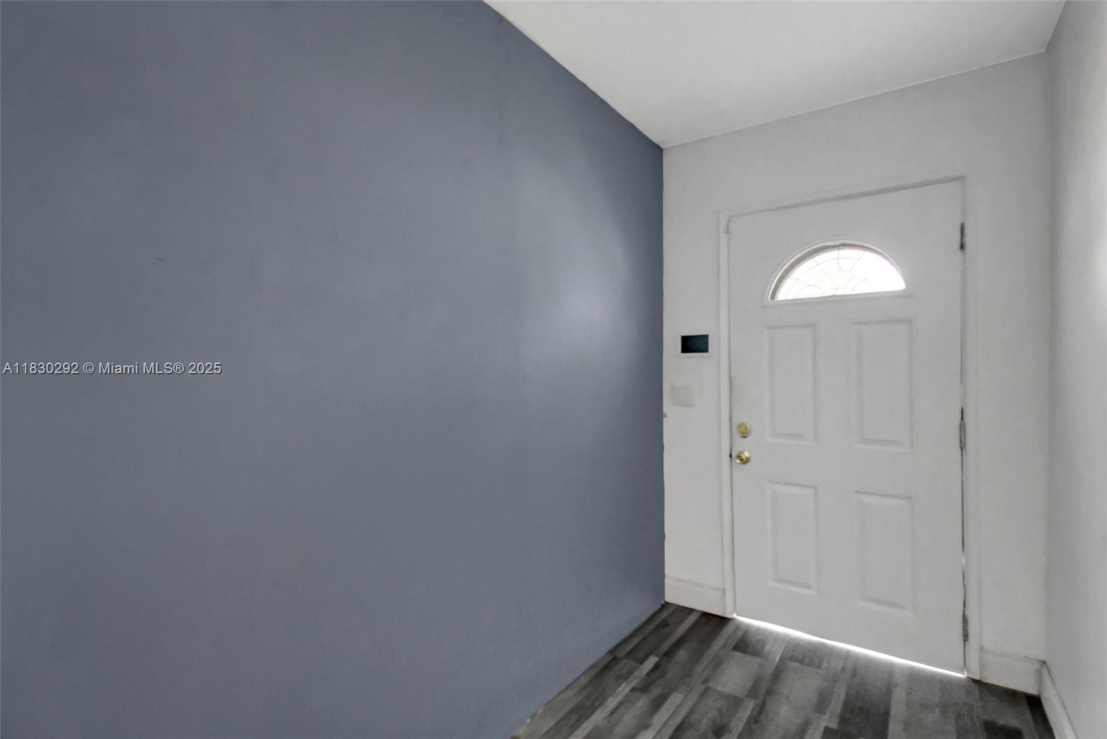 See details 4917 5 / 3 975 sq. ft. $ 2025-06-27 0 Photo