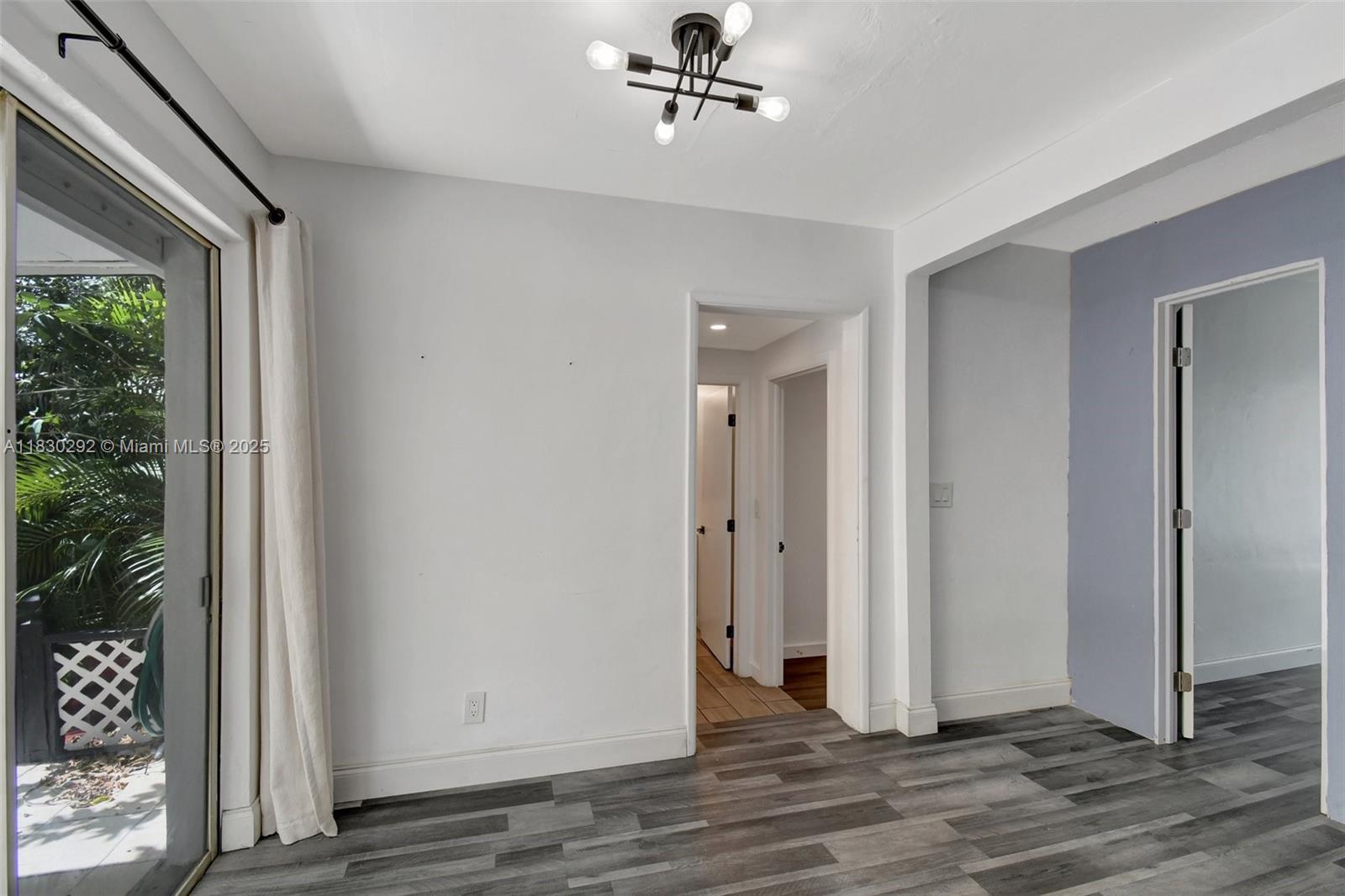 See details 4917 5 / 3 975 sq. ft. $ 2025-06-27 0 Photo