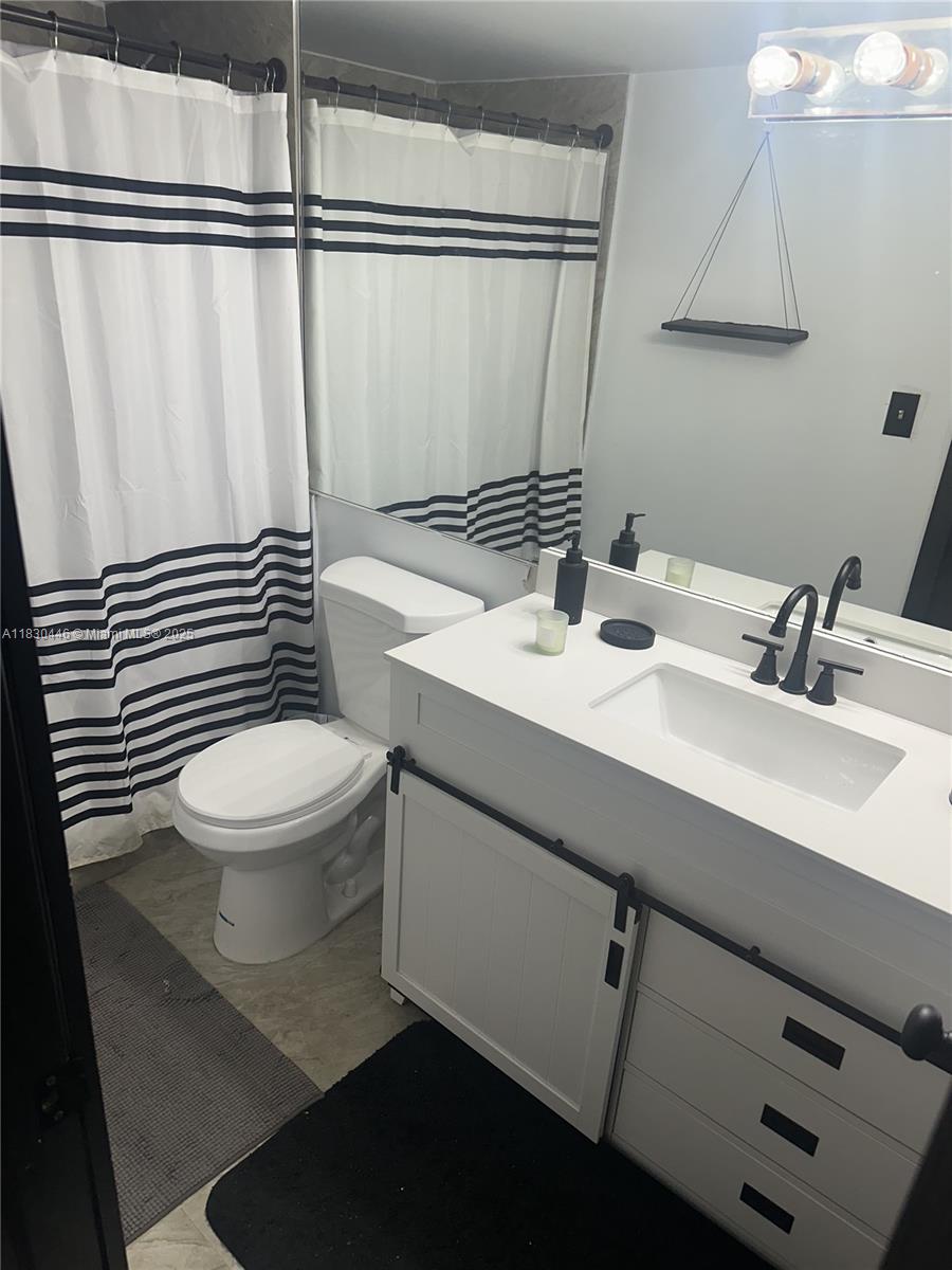 Ver detalles A116 2 / 2 1156 sq. ft. $ 2025-06-27 0 foto