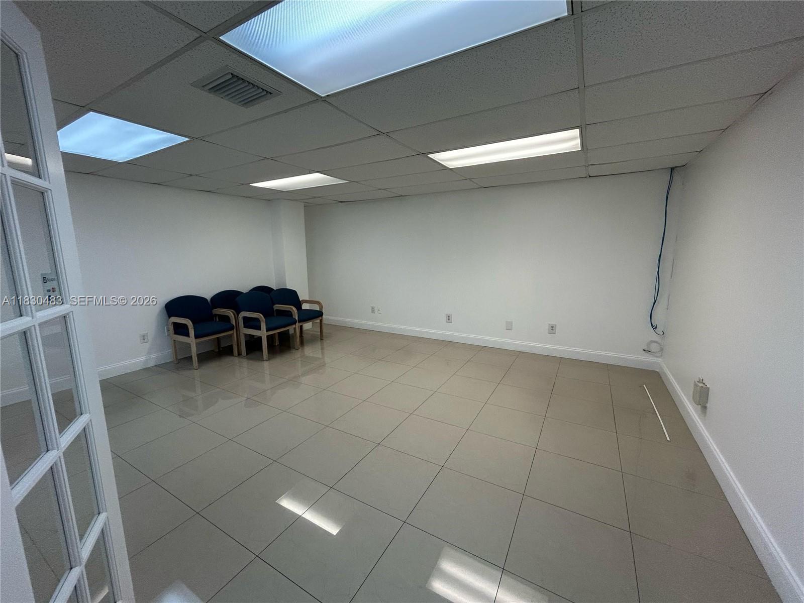 CUM4  /   кв.футов $ 2026-01-12 0 Фото