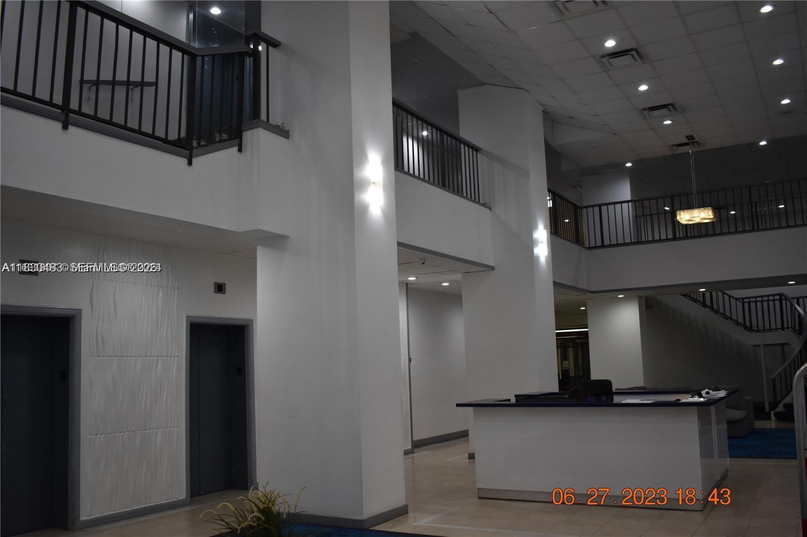 CUM4  /   кв.футов $ 2026-01-12 0 Фото