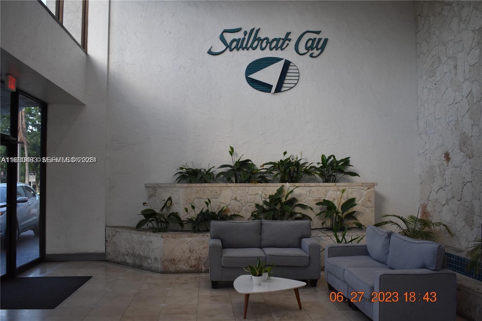 CUM4  /   кв.футов $ 2026-01-12 0 Фото