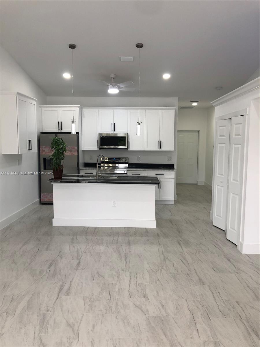 Ver detalles / sq. ft. $ 2025-06-28 0 foto