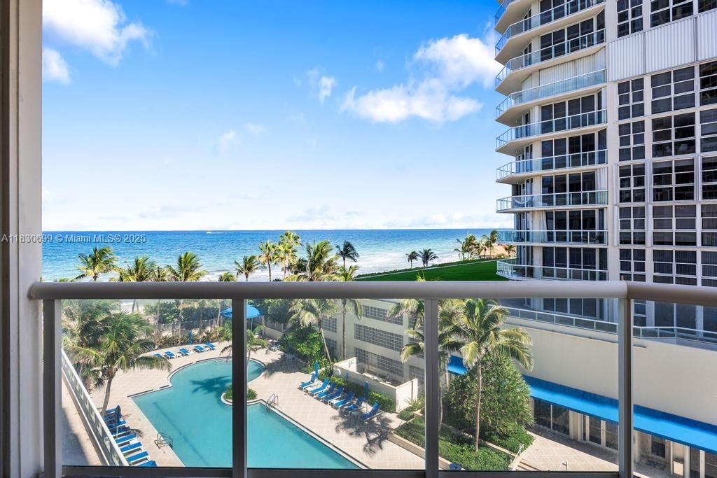 Photo of 6051 Ocean Dr  #502, Hollywood, Florida, 33019 - 