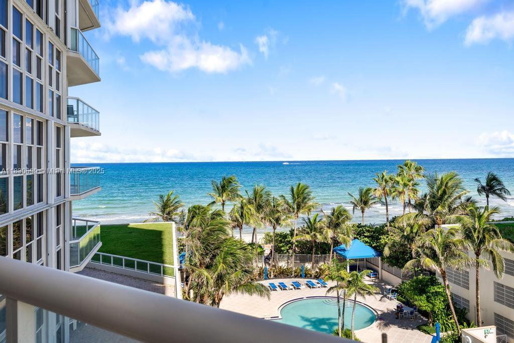 Photo of 6051 Ocean Dr  #502, Hollywood, Florida, 33019 - 