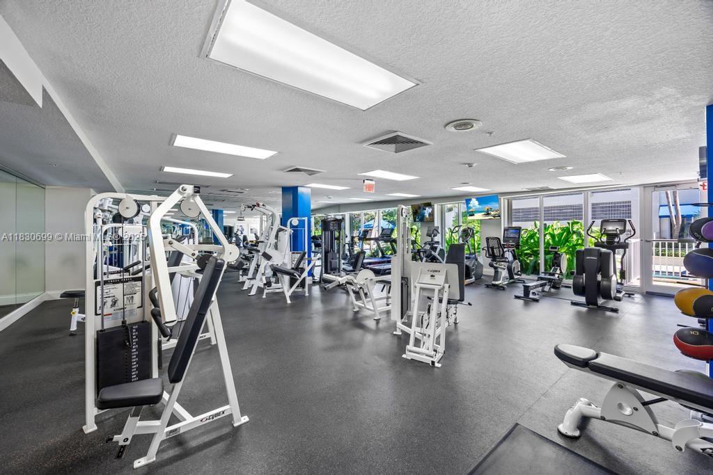 Photo of 6051 Ocean Dr  #502, Hollywood, Florida, 33019 - 