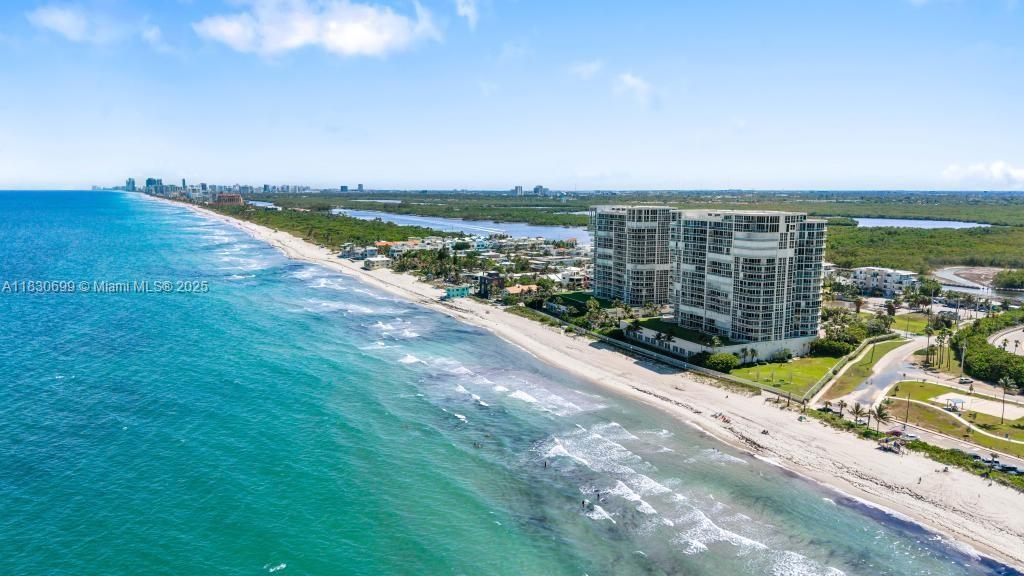 Photo of 6051 Ocean Dr  #502, Hollywood, Florida, 33019 - 