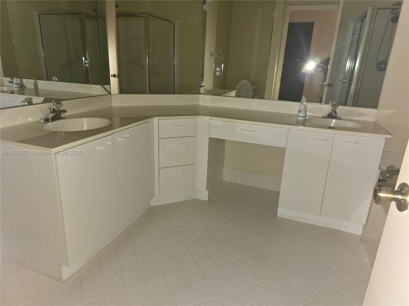 See details P 3 / 2 1326 sq. ft. $ 2025-06-28 0 Photo