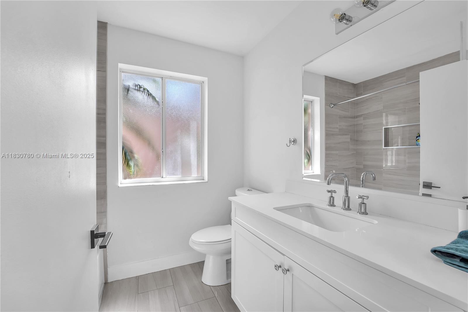 See details 17018 3 / 2 1504 sq. ft. $ 2025-09-19 0 Photo