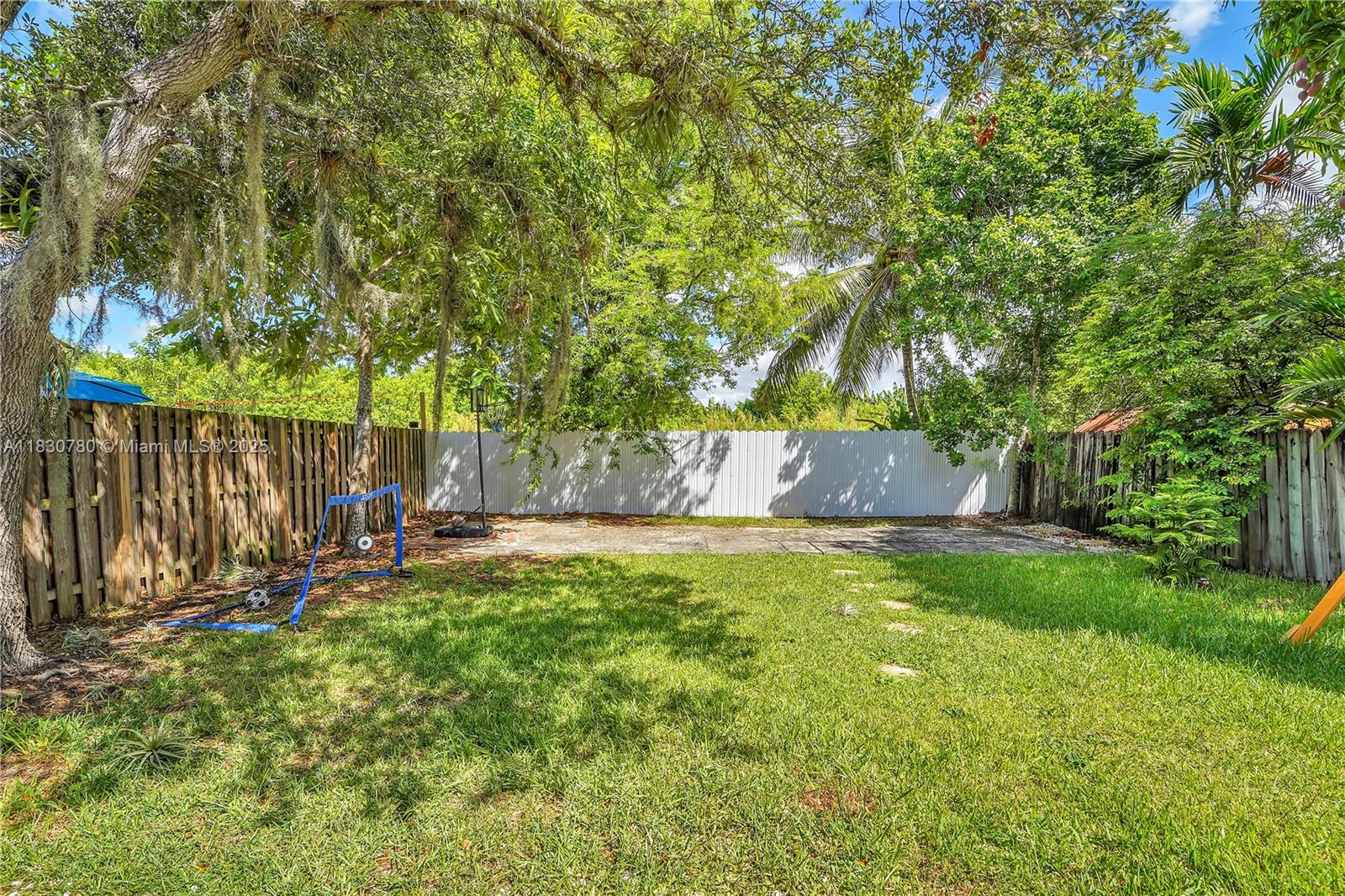 See details 17018 3 / 2 1504 sq. ft. $ 2025-09-19 0 Photo