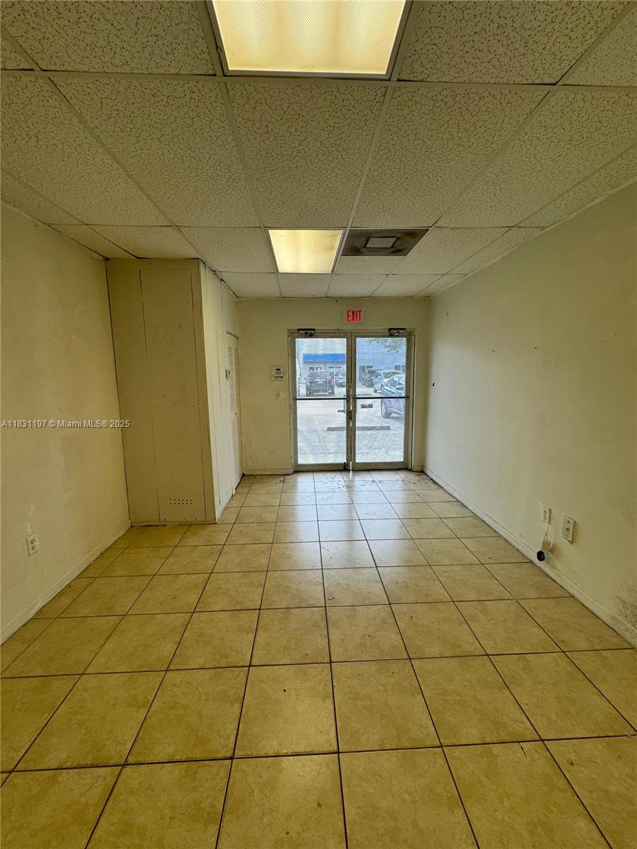 A21  /   sq. ft. $ 2025-06-30 0 foto