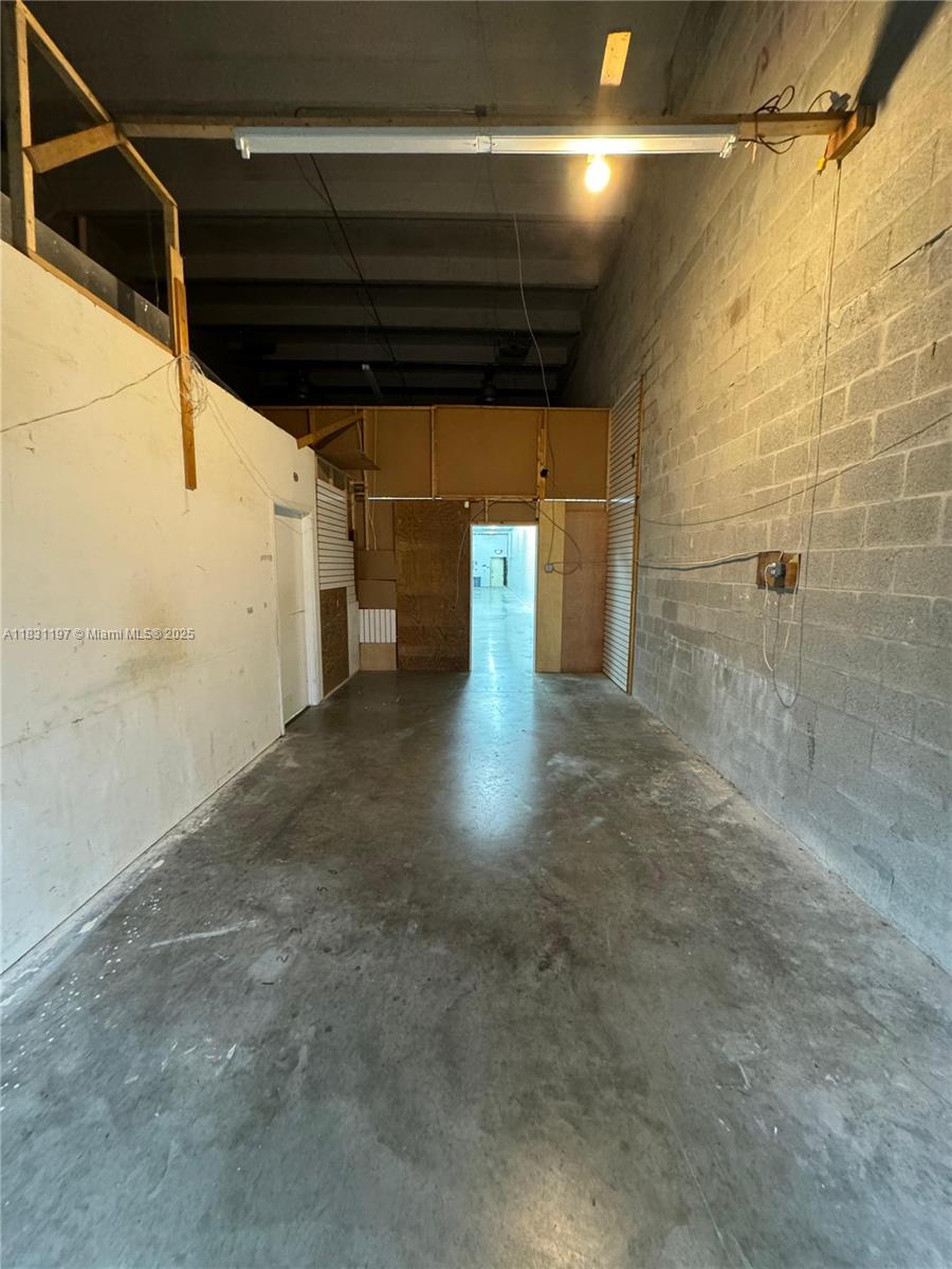 A21  /   sq. ft. $ 2025-06-30 0 foto
