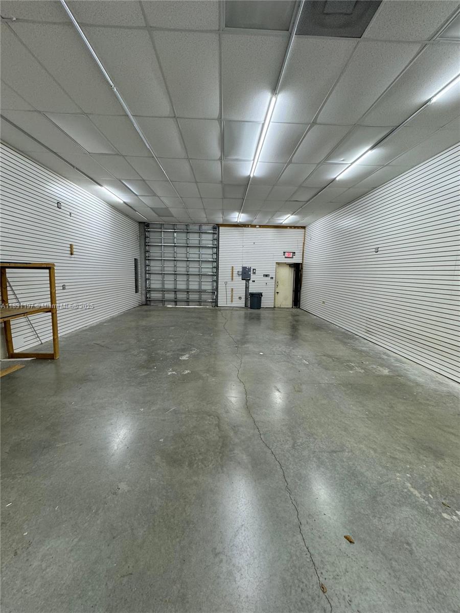 A21  /   sq. ft. $ 2025-06-30 0 foto