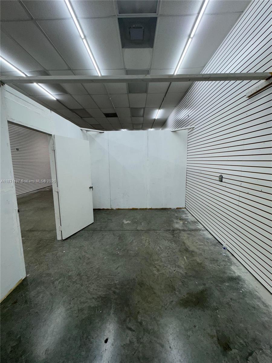 A21  /   sq. ft. $ 2025-06-30 0 foto