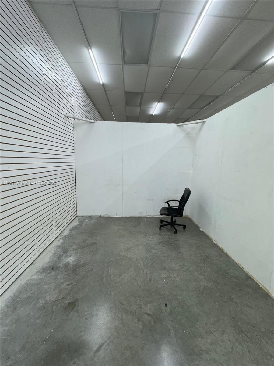 A21  /   sq. ft. $ 2025-06-30 0 foto