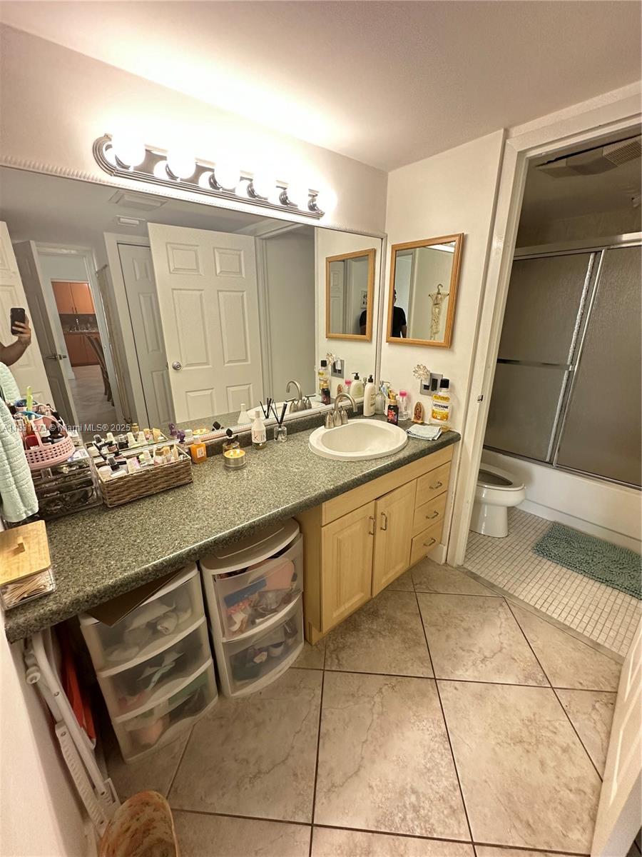 See details 601 2 / 2 1357 sq. ft. $ 2025-06-30 0 Photo