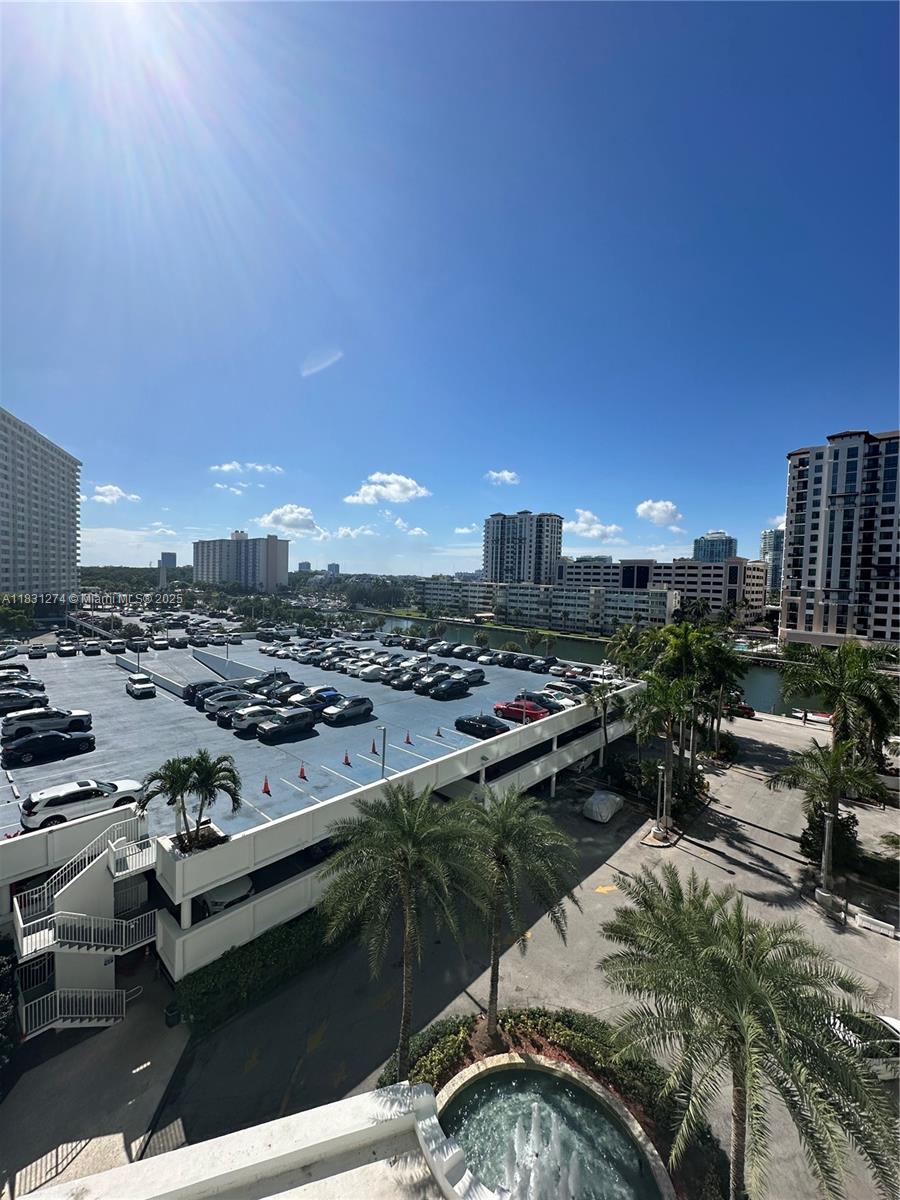 See details 601 2 / 2 1357 sq. ft. $ 2025-06-30 0 Photo