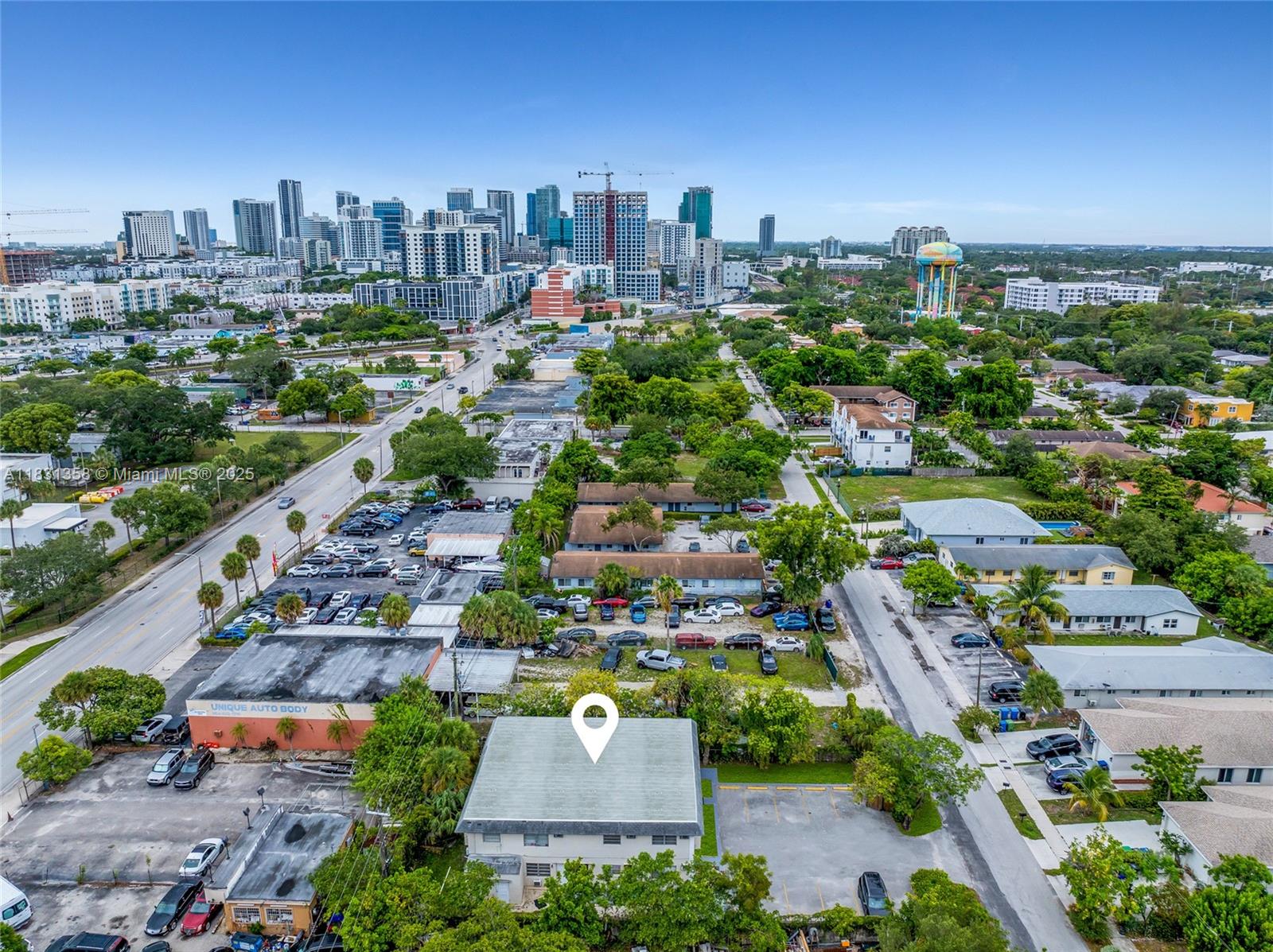 Ver detalles / 4753 sq. ft. $ 2025-06-30 0 foto