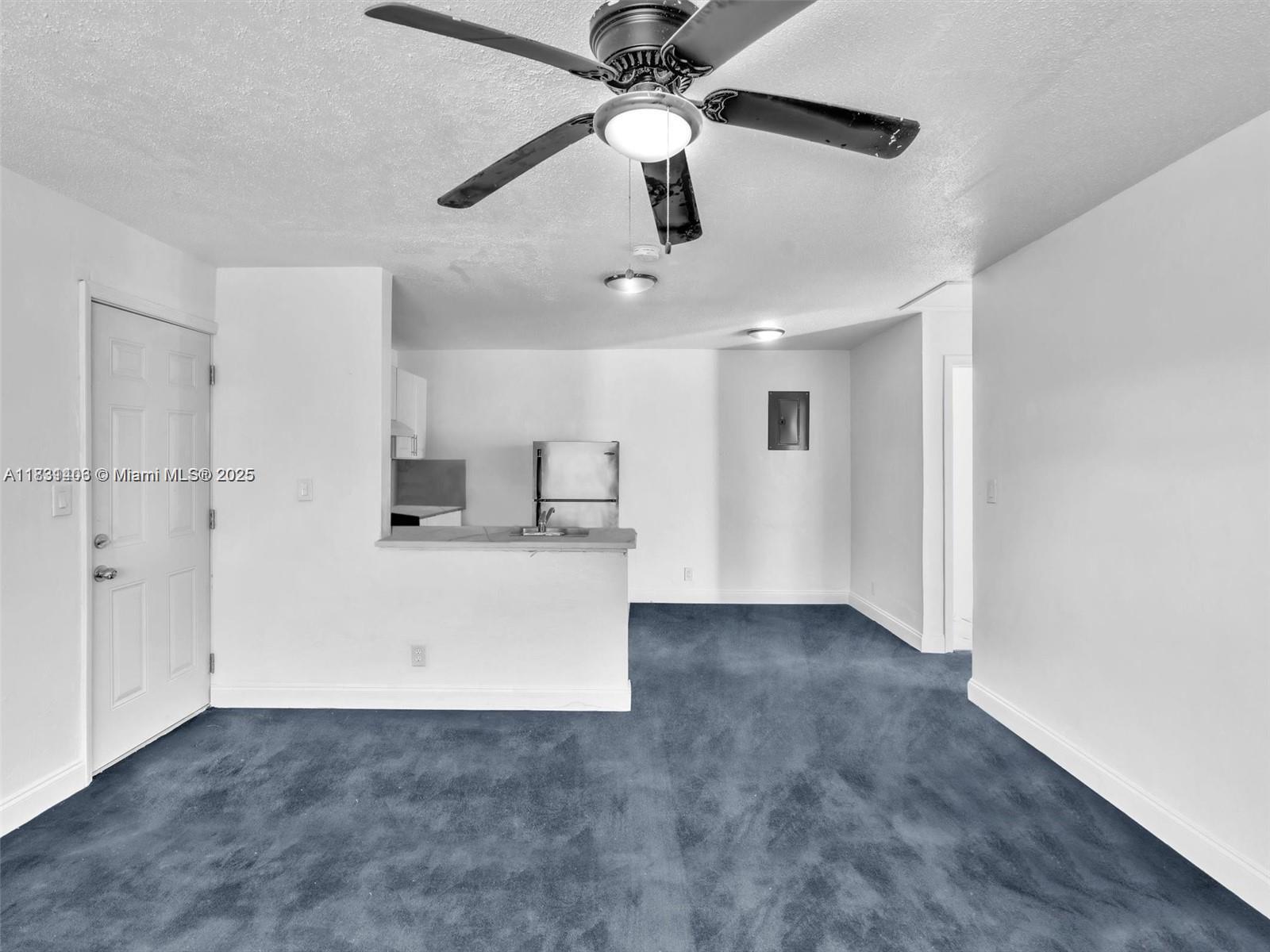 Ver detalles / sq. ft. $ 2025-06-30 0 foto
