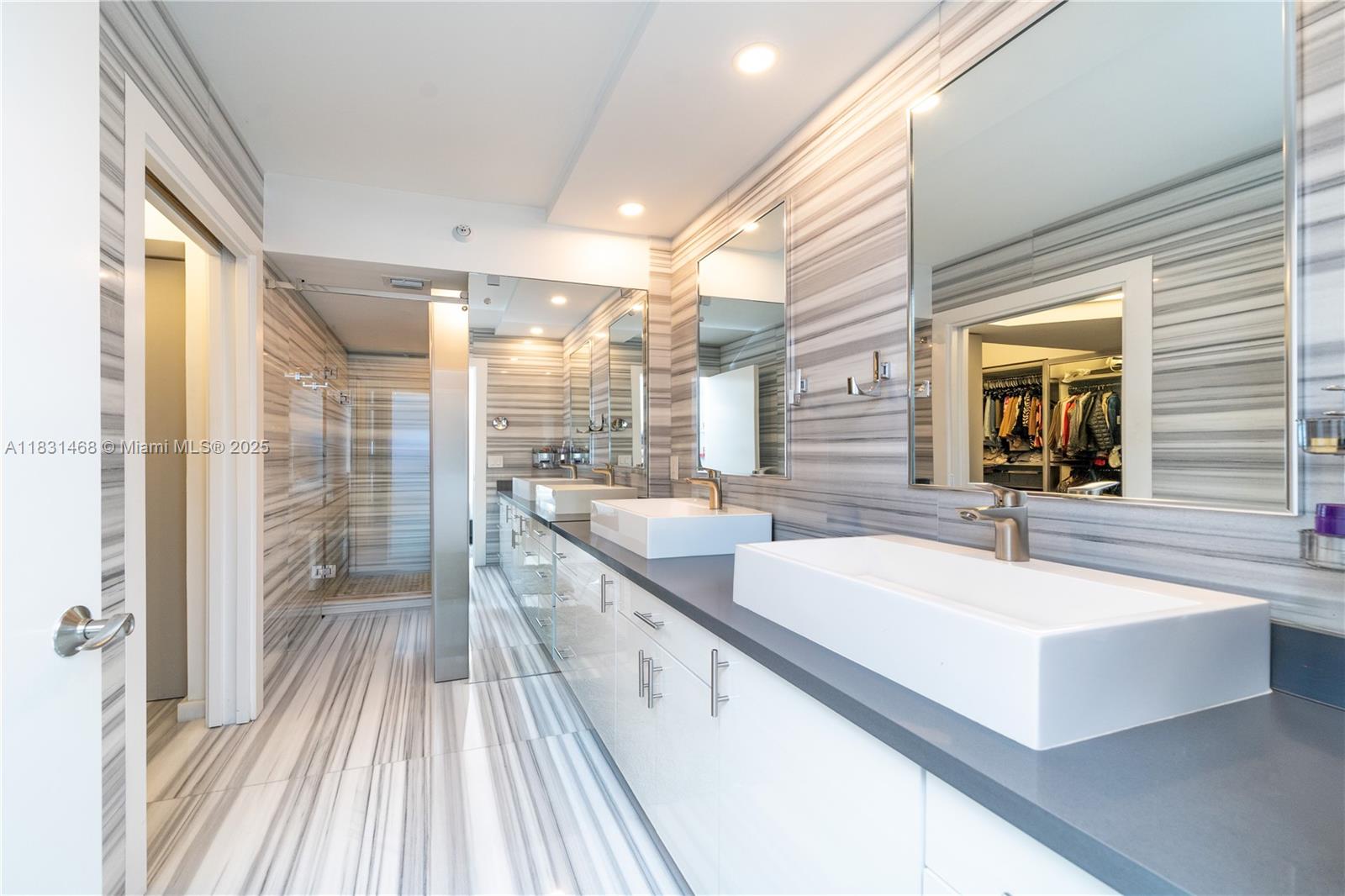 Photo of 3500 Mystic Pointe Dr  #1908, Aventura, Florida, 33180 - 