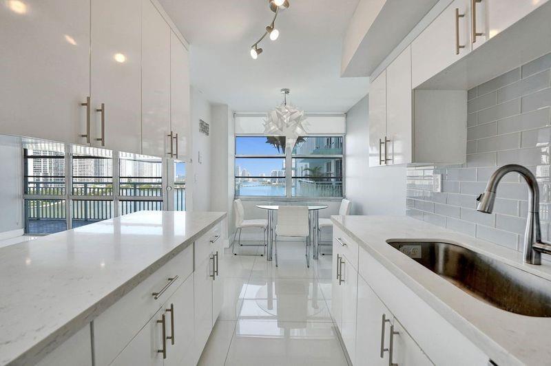 Ver detalles 1401 2 / 2 1488 sq. ft. $ 2026-03-28 0 foto