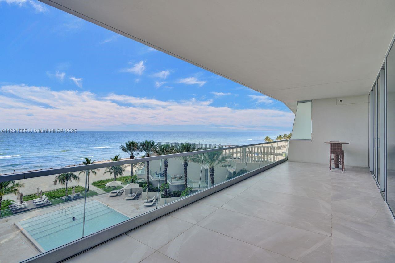 See details 402 4 / 5 2797 sq. ft. $ 2025-06-30 0 Photo