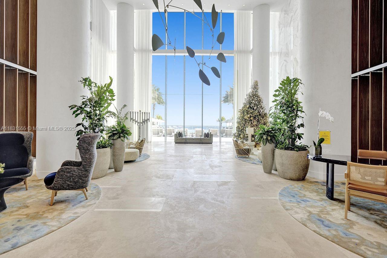 See details 402 4 / 5 2797 sq. ft. $ 2025-06-30 0 Photo