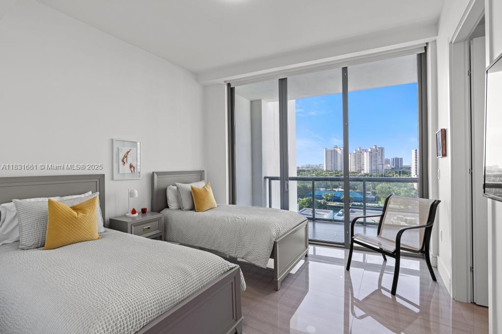 Photo of 3250 188th St  #904, Aventura, Florida, 33180 - 