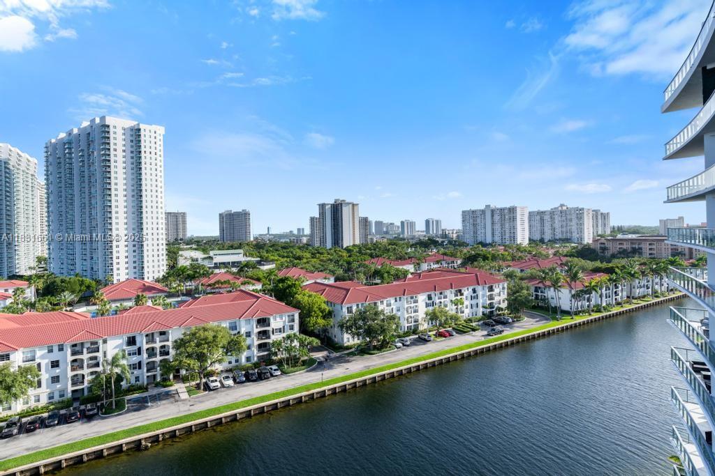 Photo of 3250 188th St  #904, Aventura, Florida, 33180 - 