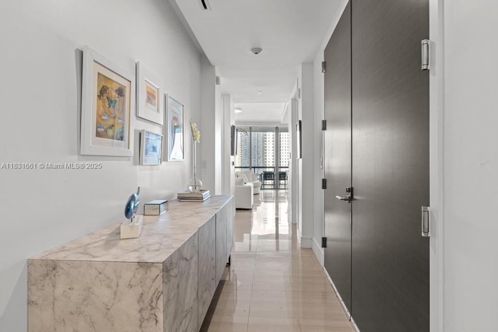 Photo of 3250 188th St  #904, Aventura, Florida, 33180 - 