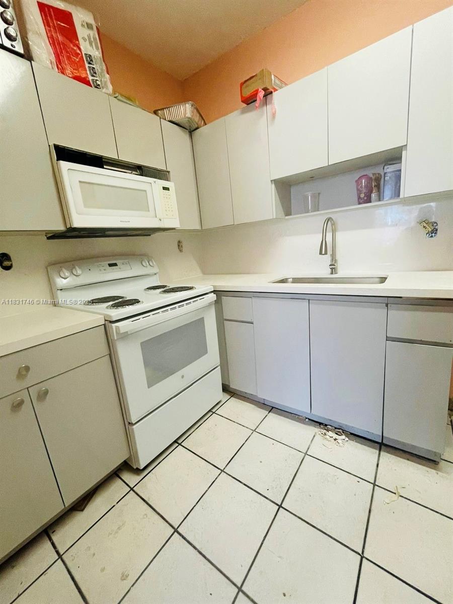 See details / sq. ft. $ 2025-07-09 0 Photo