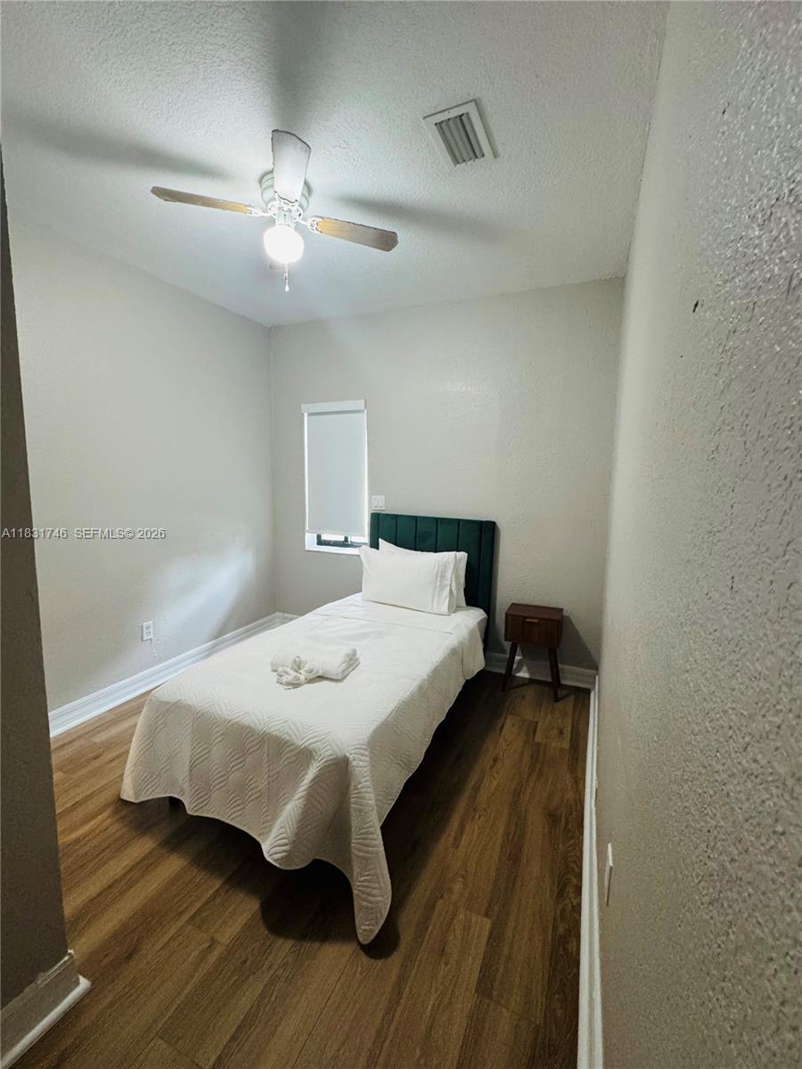   /   sq. ft. $ 2026-01-12 0 Photo
