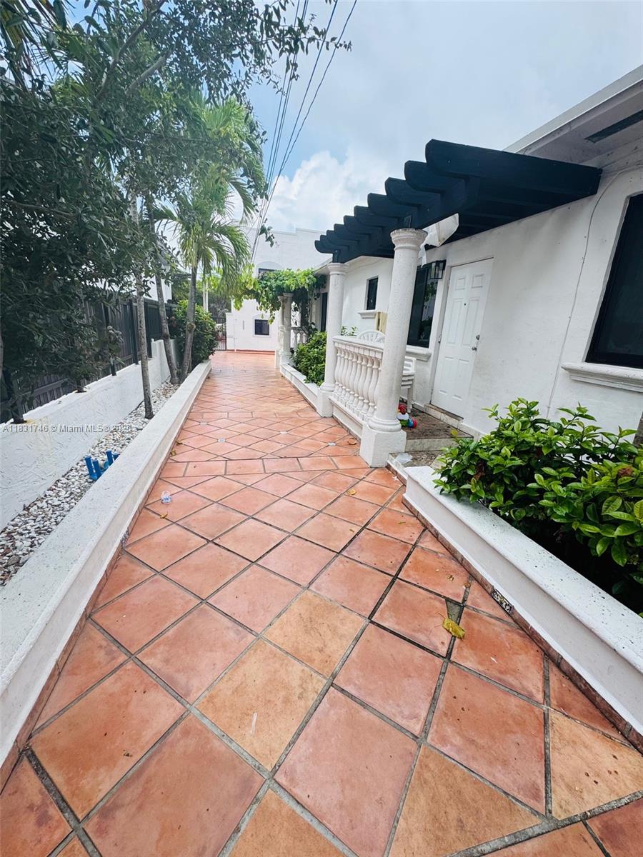 See details / sq. ft. $ 2025-07-09 0 Photo