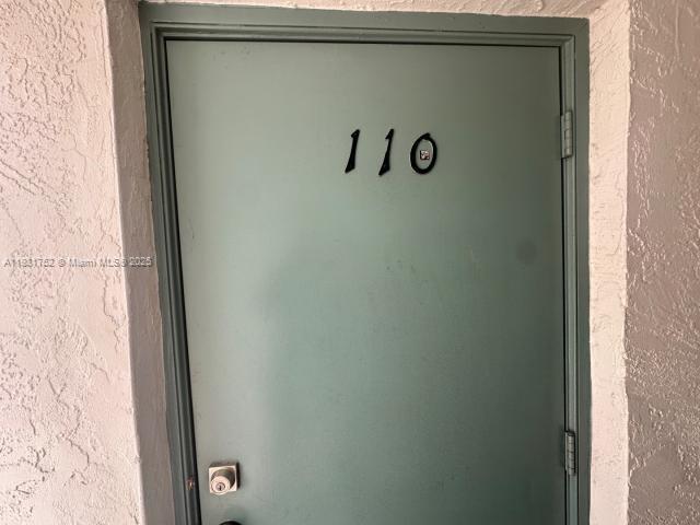 Ver detalles 110 2 / 2 1200 sq. ft. $ 2025-08-06 0 foto