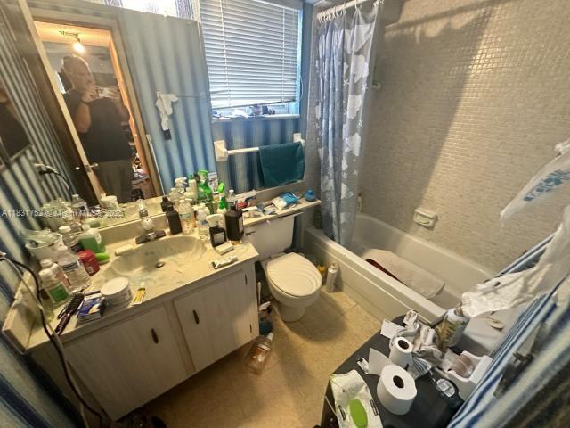 Ver detalles 110 2 / 2 1200 sq. ft. $ 2025-08-06 0 foto