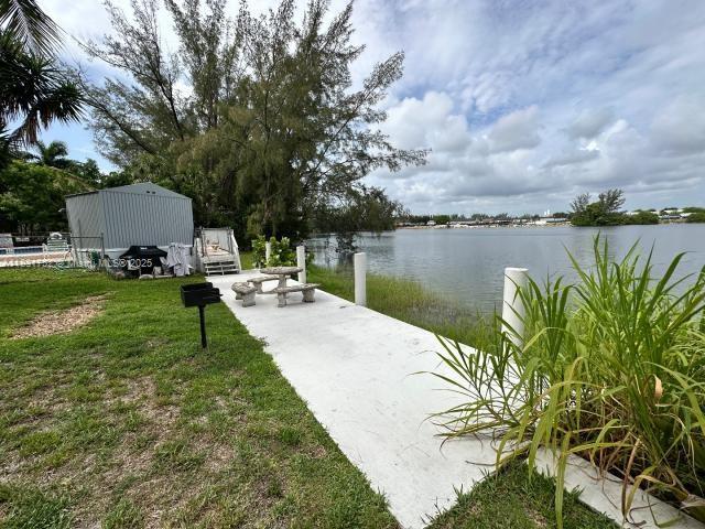 Ver detalles 110 2 / 2 1200 sq. ft. $ 2025-08-06 0 foto