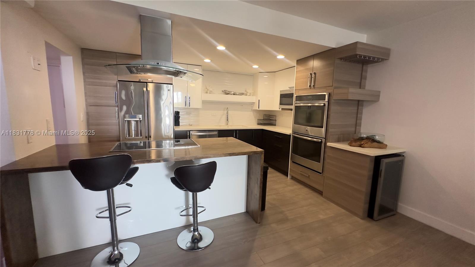 Photo of 19390 Collins Ave  #424, Sunny Isles Beach, Florida, 33160 - 