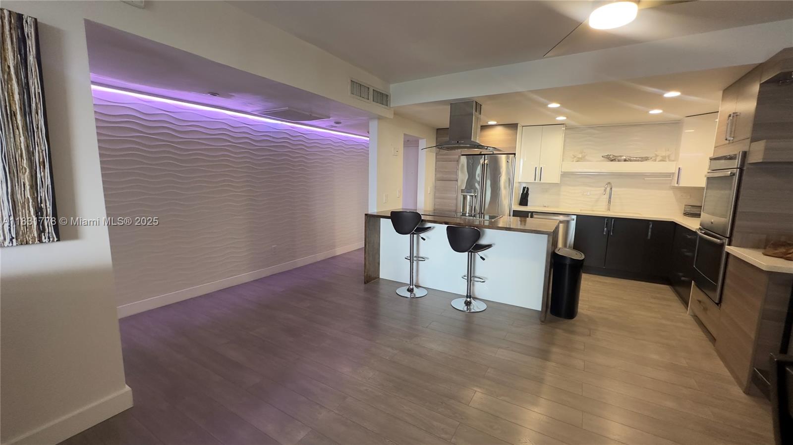 Photo of 19390 Collins Ave  #424, Sunny Isles Beach, Florida, 33160 - 