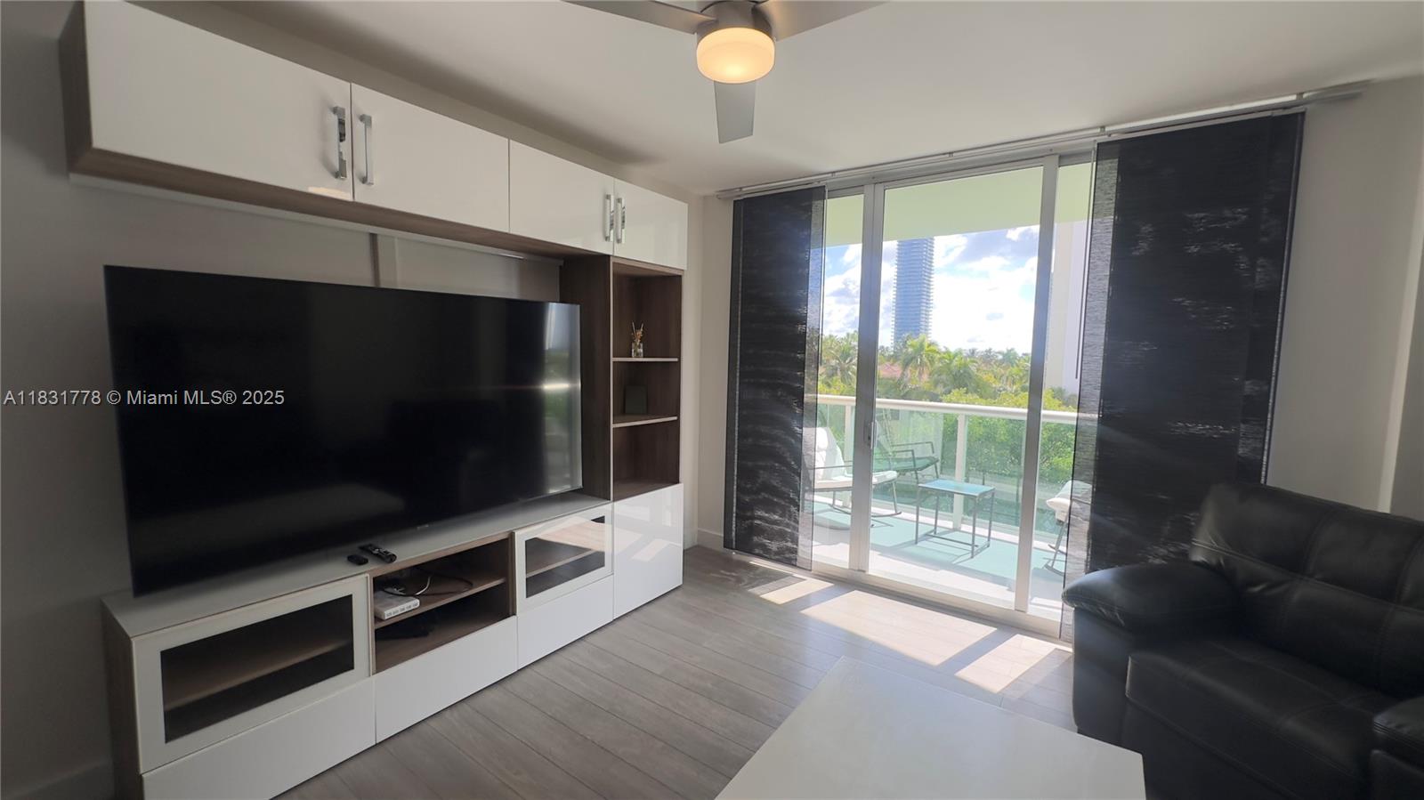 Photo of 19390 Collins Ave  #424, Sunny Isles Beach, Florida, 33160 - 