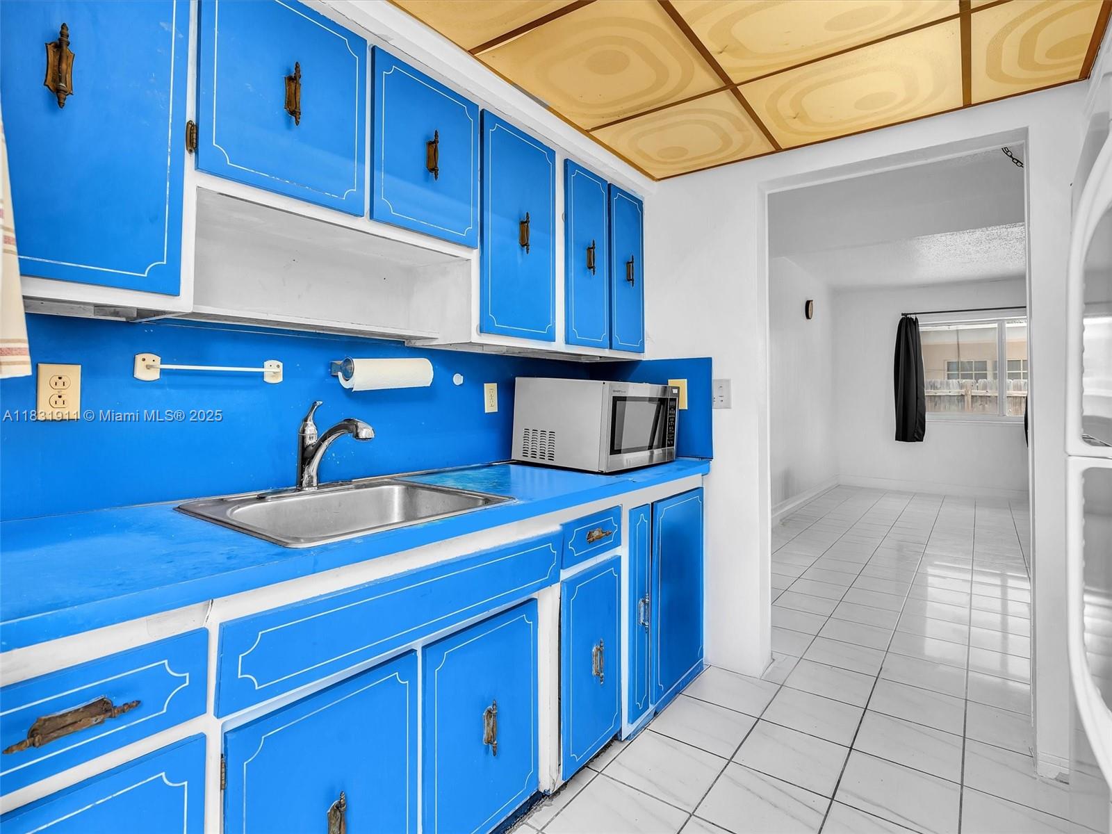 See details / 3308 sq. ft. $ 2025-06-30 0 Photo